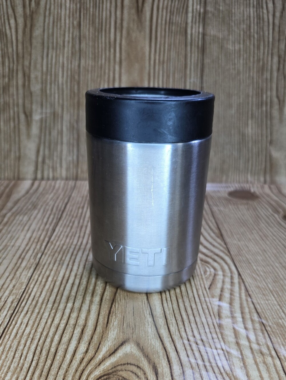 Yeti Stainless Steel Insulated Rambler Colster